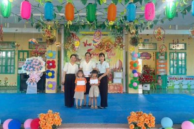 BÉ VUI ĐÓN TẾT TRUNG THU